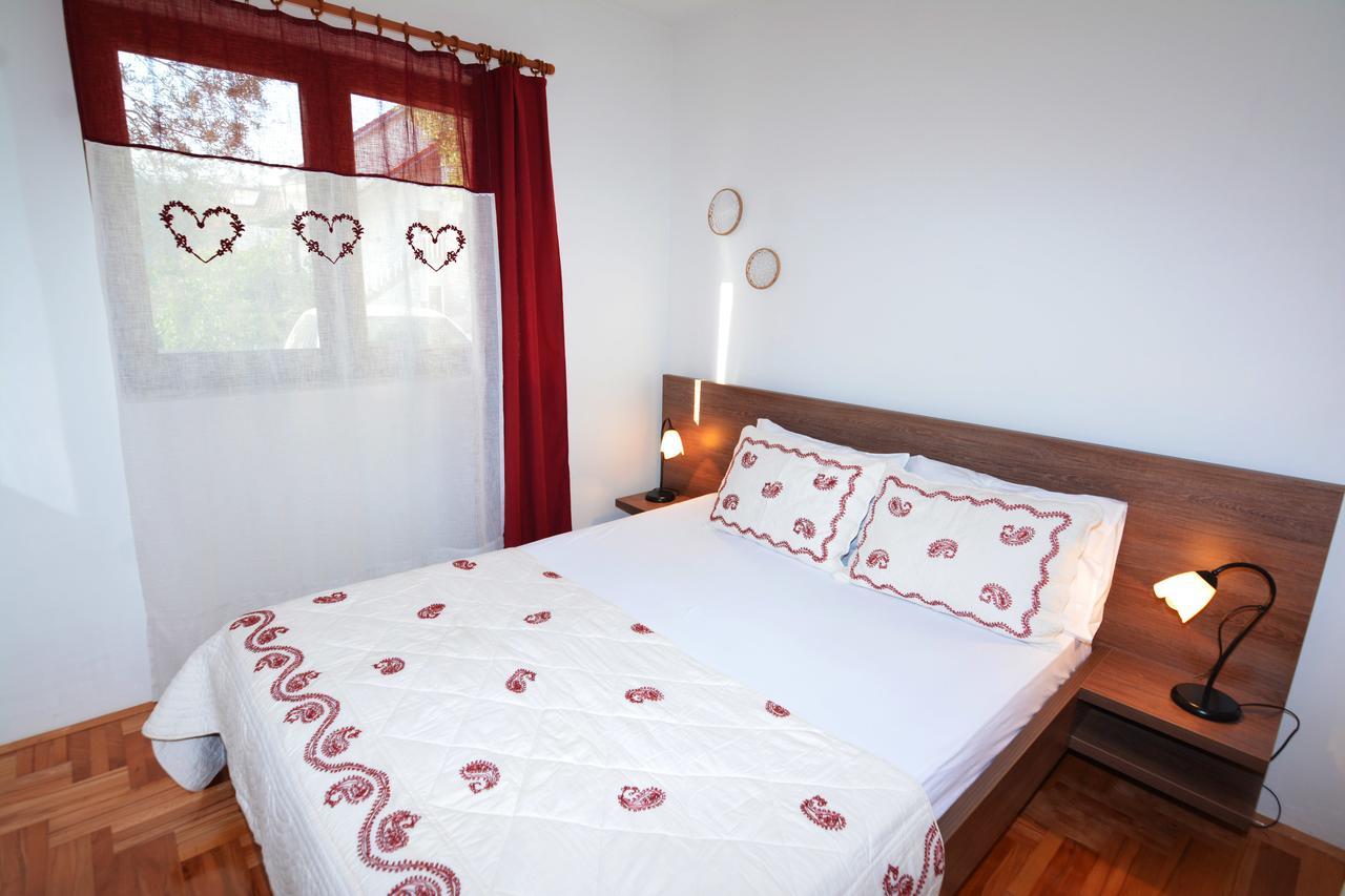 Tale House Montenegro Tivat Exterior photo
